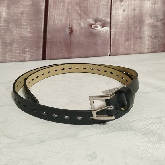 Steve Madden Sz Large Women's Black Belt Perforated Man Made Material Retro Work - Picture 1 of 9